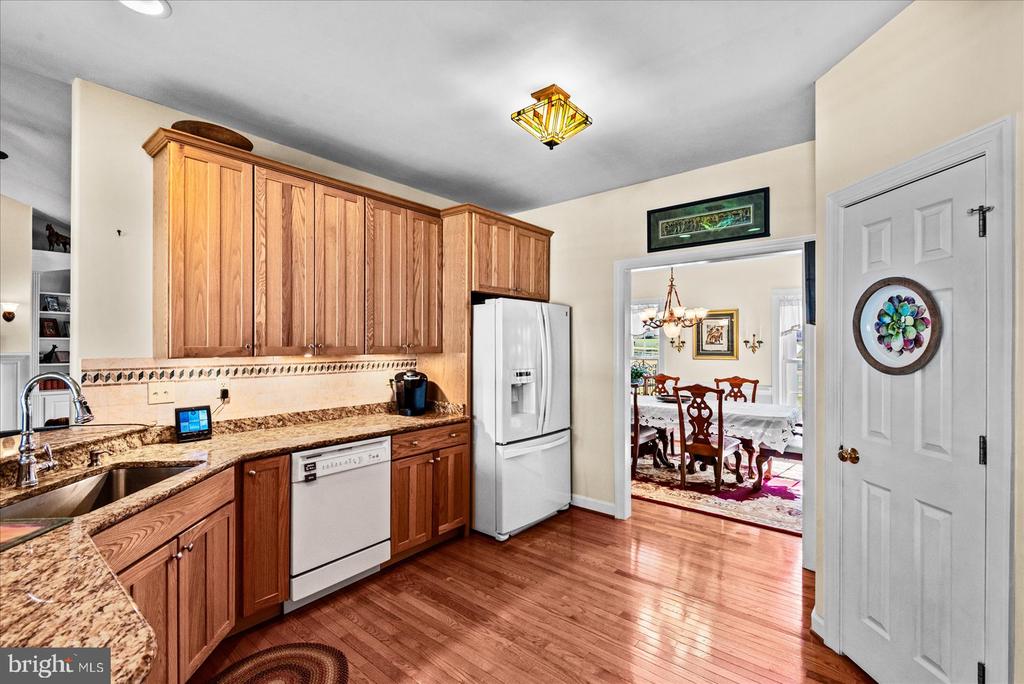 8032 MEADOWLAND DR, LOCUST GROVE, Virginia 22508, 4 Bedrooms Bedrooms, ,4 BathroomsBathrooms,Residential,8032 MEADOWLAND DR,VAOR2013448 MLS # VAOR2013448