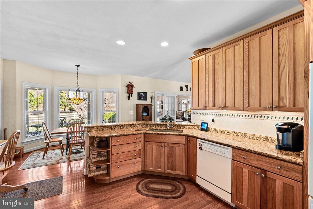 8032 MEADOWLAND DR, LOCUST GROVE, Virginia 22508, 4 Bedrooms Bedrooms, ,4 BathroomsBathrooms,Residential,8032 MEADOWLAND DR,VAOR2013448 MLS # VAOR2013448