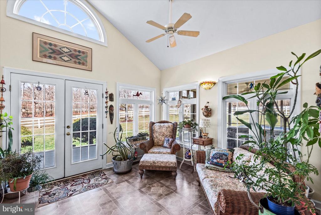 8032 MEADOWLAND DR, LOCUST GROVE, Virginia 22508, 4 Bedrooms Bedrooms, ,4 BathroomsBathrooms,Residential,8032 MEADOWLAND DR,VAOR2013448 MLS # VAOR2013448