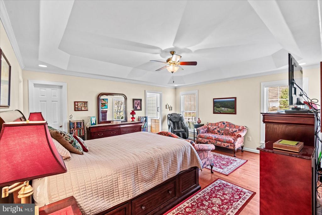 8032 MEADOWLAND DR, LOCUST GROVE, Virginia 22508, 4 Bedrooms Bedrooms, ,4 BathroomsBathrooms,Residential,8032 MEADOWLAND DR,VAOR2013448 MLS # VAOR2013448