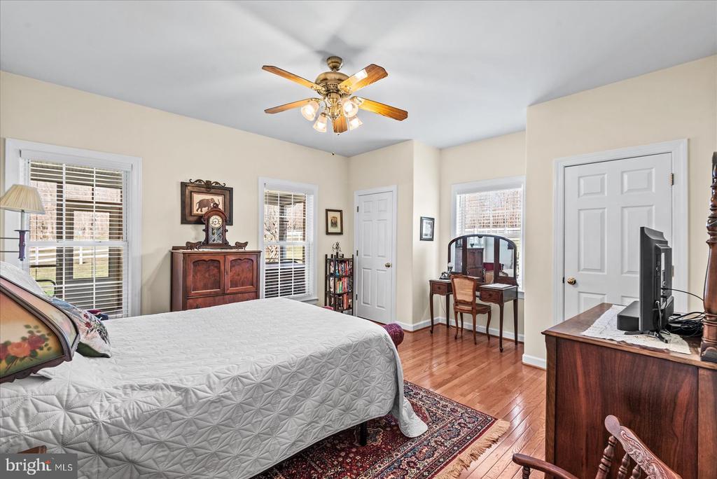 8032 MEADOWLAND DR, LOCUST GROVE, Virginia 22508, 4 Bedrooms Bedrooms, ,4 BathroomsBathrooms,Residential,8032 MEADOWLAND DR,VAOR2013448 MLS # VAOR2013448