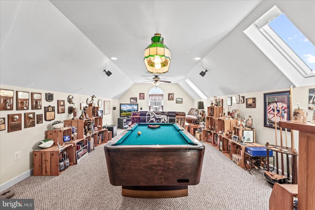 8032 MEADOWLAND DR, LOCUST GROVE, Virginia 22508, 4 Bedrooms Bedrooms, ,4 BathroomsBathrooms,Residential,8032 MEADOWLAND DR,VAOR2013448 MLS # VAOR2013448