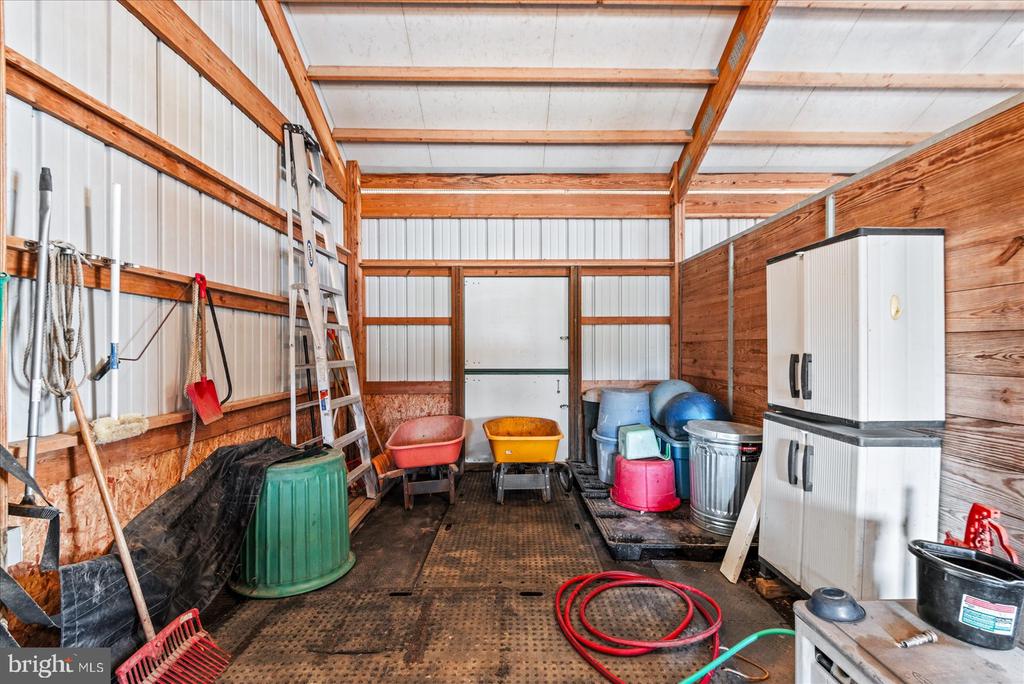 8032 MEADOWLAND DR, LOCUST GROVE, Virginia 22508, 4 Bedrooms Bedrooms, ,4 BathroomsBathrooms,Residential,8032 MEADOWLAND DR,VAOR2013448 MLS # VAOR2013448