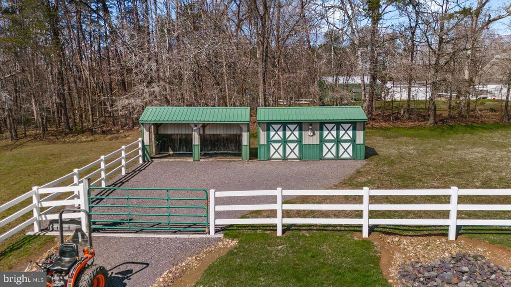 8032 MEADOWLAND DR, LOCUST GROVE, Virginia 22508, 4 Bedrooms Bedrooms, ,4 BathroomsBathrooms,Residential,8032 MEADOWLAND DR,VAOR2013448 MLS # VAOR2013448