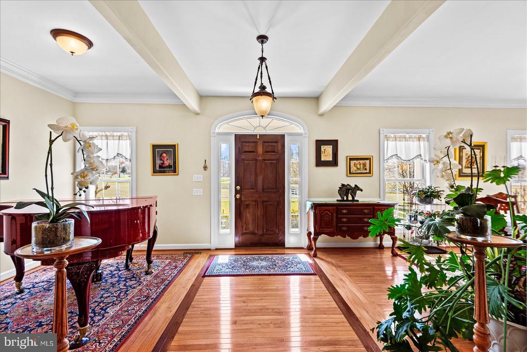 8032 MEADOWLAND DR, LOCUST GROVE, Virginia 22508, 4 Bedrooms Bedrooms, ,4 BathroomsBathrooms,Residential,8032 MEADOWLAND DR,VAOR2013448 MLS # VAOR2013448