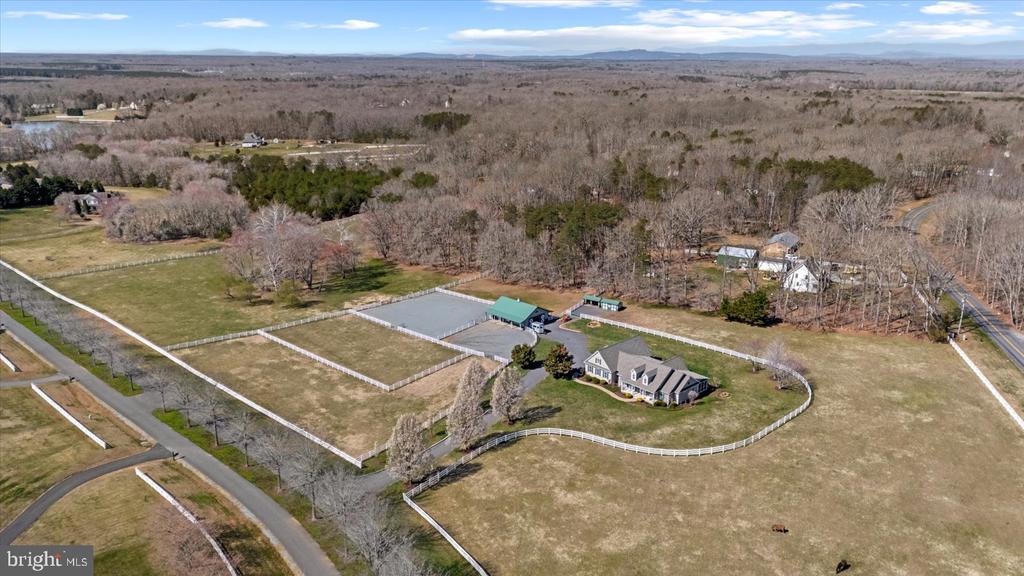 8032 MEADOWLAND DR, LOCUST GROVE, Virginia 22508, 4 Bedrooms Bedrooms, ,4 BathroomsBathrooms,Residential,8032 MEADOWLAND DR,VAOR2013448 MLS # VAOR2013448