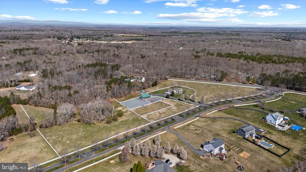 8032 MEADOWLAND DR, LOCUST GROVE, Virginia 22508, 4 Bedrooms Bedrooms, ,4 BathroomsBathrooms,Residential,8032 MEADOWLAND DR,VAOR2013448 MLS # VAOR2013448