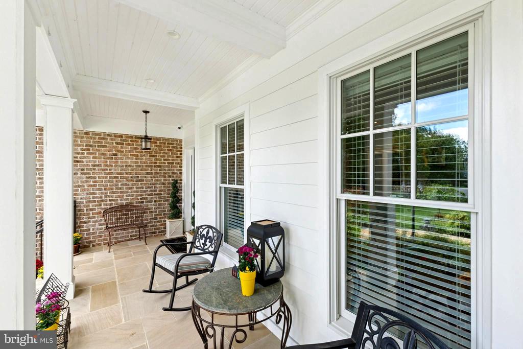 11201 KNOLLS END, SPOTSYLVANIA, Virginia 22551, 5 Bedrooms Bedrooms, ,4 BathroomsBathrooms,Residential,11201 KNOLLS END,VASP2040132 MLS # VASP2040132