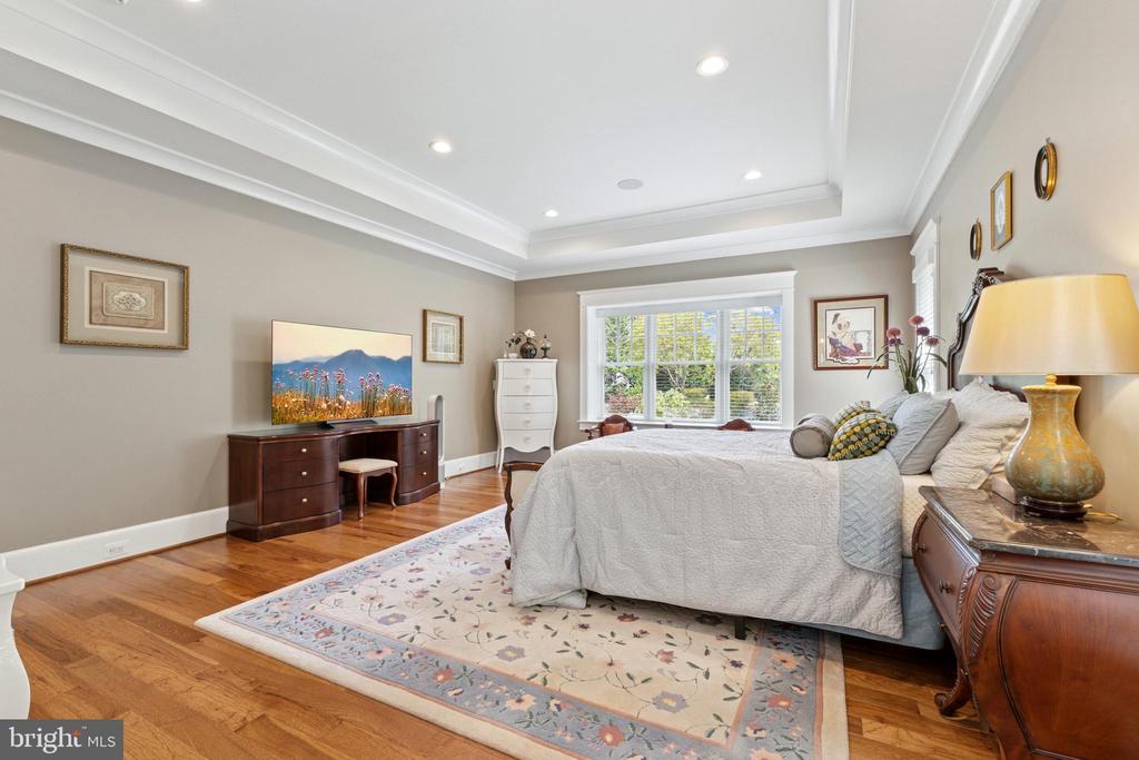 11201 KNOLLS END, SPOTSYLVANIA, Virginia 22551, 5 Bedrooms Bedrooms, ,4 BathroomsBathrooms,Residential,11201 KNOLLS END,VASP2040132 MLS # VASP2040132