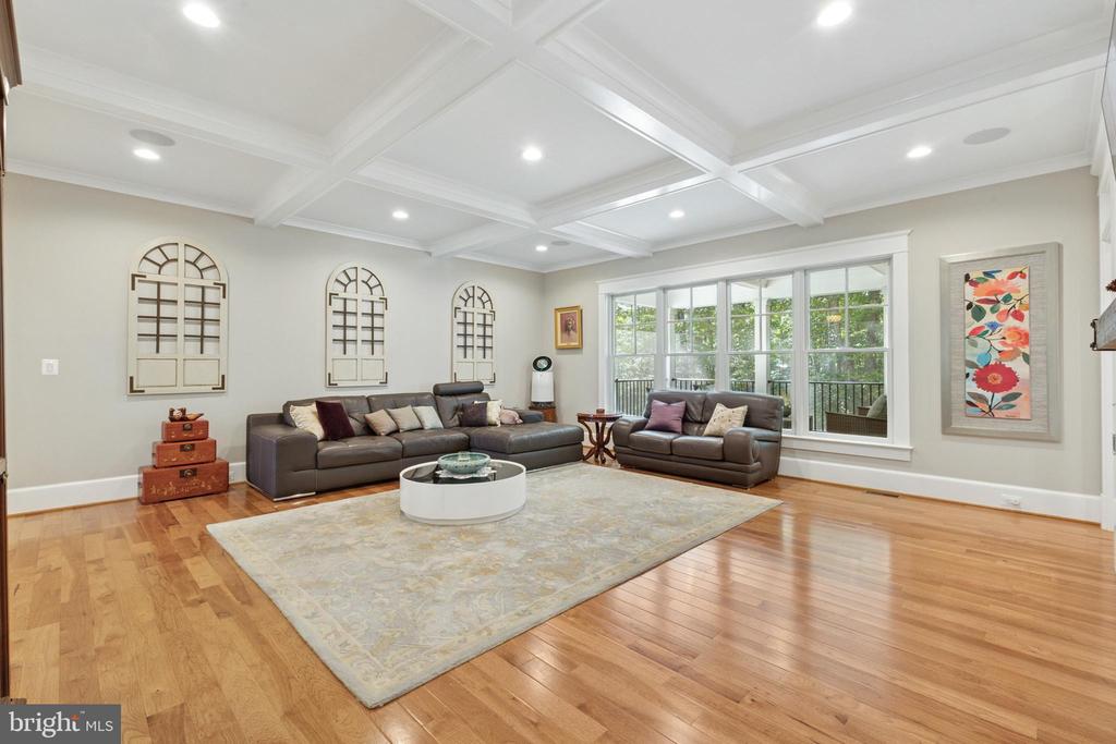 11201 KNOLLS END, SPOTSYLVANIA, Virginia 22551, 5 Bedrooms Bedrooms, ,4 BathroomsBathrooms,Residential,11201 KNOLLS END,VASP2040132 MLS # VASP2040132