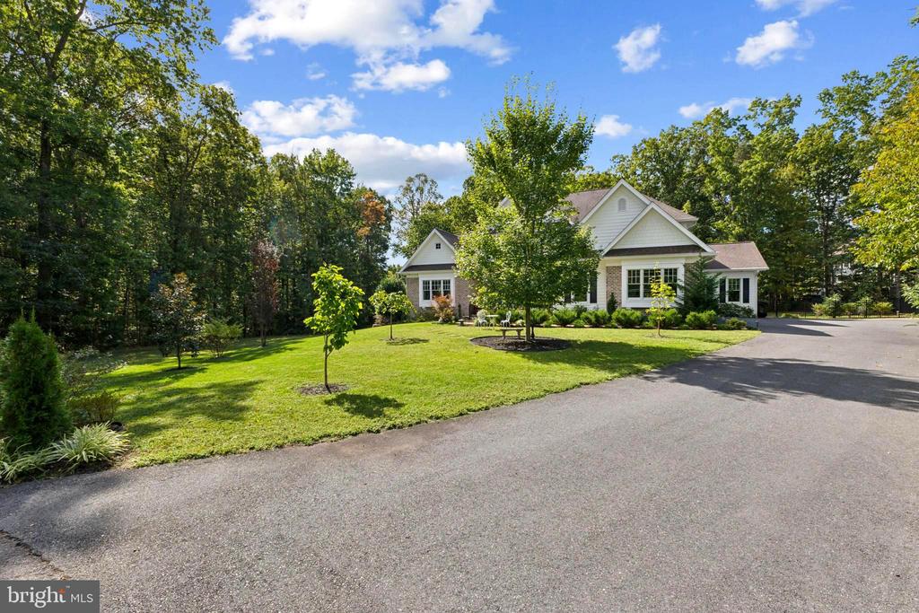 11201 KNOLLS END, SPOTSYLVANIA, Virginia 22551, 5 Bedrooms Bedrooms, ,4 BathroomsBathrooms,Residential,11201 KNOLLS END,VASP2040132 MLS # VASP2040132