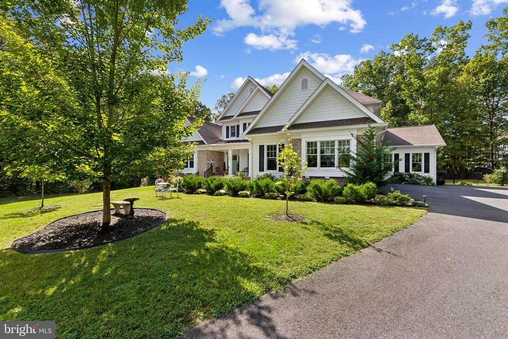 11201 KNOLLS END, SPOTSYLVANIA, Virginia 22551, 5 Bedrooms Bedrooms, ,4 BathroomsBathrooms,Residential,11201 KNOLLS END,VASP2040132 MLS # VASP2040132