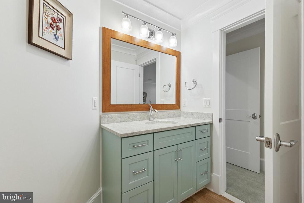 11201 KNOLLS END, SPOTSYLVANIA, Virginia 22551, 5 Bedrooms Bedrooms, ,4 BathroomsBathrooms,Residential,11201 KNOLLS END,VASP2040132 MLS # VASP2040132