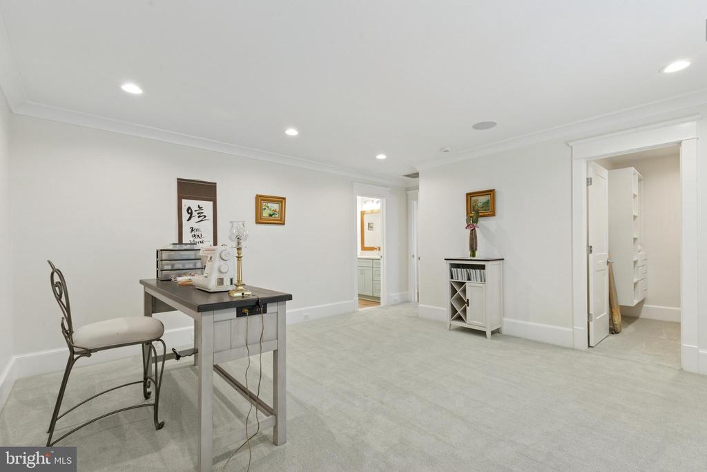 11201 KNOLLS END, SPOTSYLVANIA, Virginia 22551, 5 Bedrooms Bedrooms, ,4 BathroomsBathrooms,Residential,11201 KNOLLS END,VASP2040132 MLS # VASP2040132