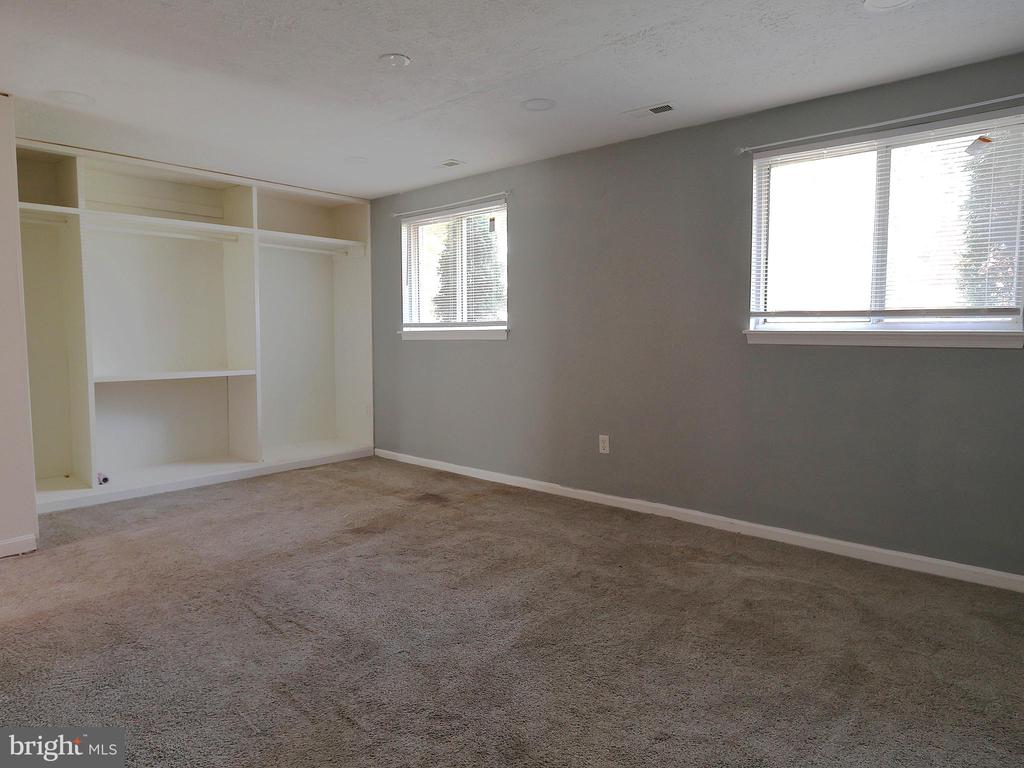 6714 PLANTATION FOREST DR, SPOTSYLVANIA, Virginia 22553, 3 Bedrooms Bedrooms, ,2 BathroomsBathrooms,Residential,6714 PLANTATION FOREST DR,VASP2040088 MLS # VASP2040088