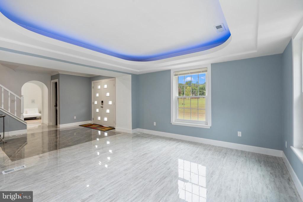 19 TWIN SPRINGS DR, FREDERICKSBURG, Virginia 22407, 5 Bedrooms Bedrooms, ,4 BathroomsBathrooms,Residential,19 TWIN SPRINGS DR,VASP2040192 MLS # VASP2040192