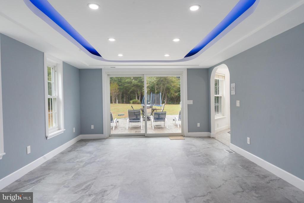 19 TWIN SPRINGS DR, FREDERICKSBURG, Virginia 22407, 5 Bedrooms Bedrooms, ,4 BathroomsBathrooms,Residential,19 TWIN SPRINGS DR,VASP2040192 MLS # VASP2040192