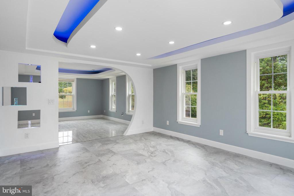 19 TWIN SPRINGS DR, FREDERICKSBURG, Virginia 22407, 5 Bedrooms Bedrooms, ,4 BathroomsBathrooms,Residential,19 TWIN SPRINGS DR,VASP2040192 MLS # VASP2040192