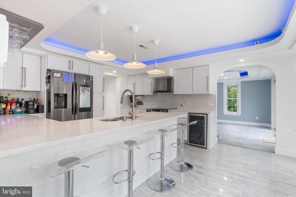 19 TWIN SPRINGS DR, FREDERICKSBURG, Virginia 22407, 5 Bedrooms Bedrooms, ,4 BathroomsBathrooms,Residential,19 TWIN SPRINGS DR,VASP2040192 MLS # VASP2040192