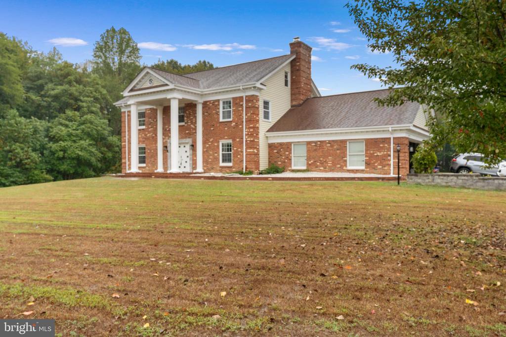 19 TWIN SPRINGS DR, FREDERICKSBURG, Virginia 22407, 5 Bedrooms Bedrooms, ,4 BathroomsBathrooms,Residential,19 TWIN SPRINGS DR,VASP2040192 MLS # VASP2040192