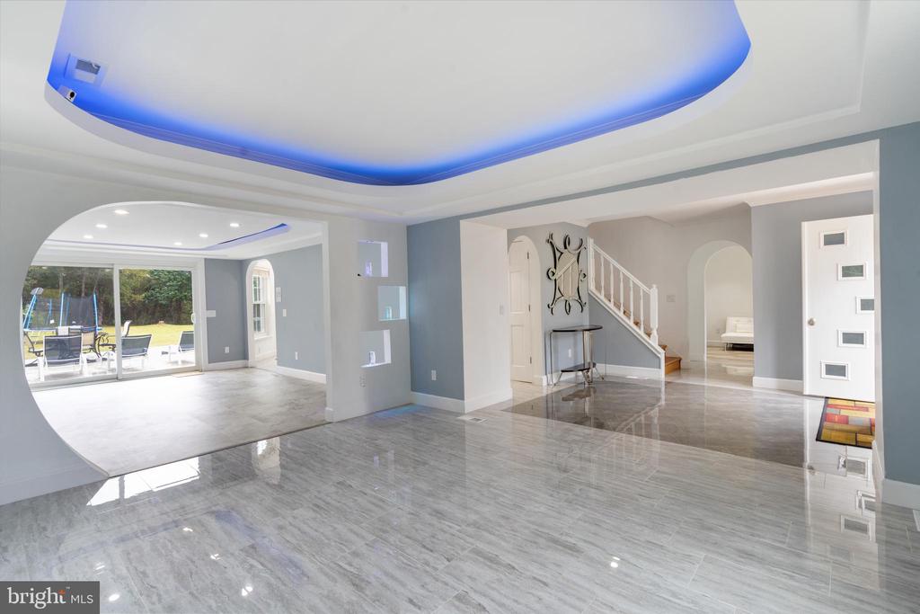 19 TWIN SPRINGS DR, FREDERICKSBURG, Virginia 22407, 5 Bedrooms Bedrooms, ,4 BathroomsBathrooms,Residential,19 TWIN SPRINGS DR,VASP2040192 MLS # VASP2040192