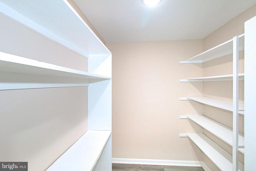 6437 JEFFERSONTON RD, JEFFERSONTON, Virginia 22724, 4 Bedrooms Bedrooms, ,3 BathroomsBathrooms,Residential,6437 JEFFERSONTON RD,VACU2012976 MLS # VACU2012976