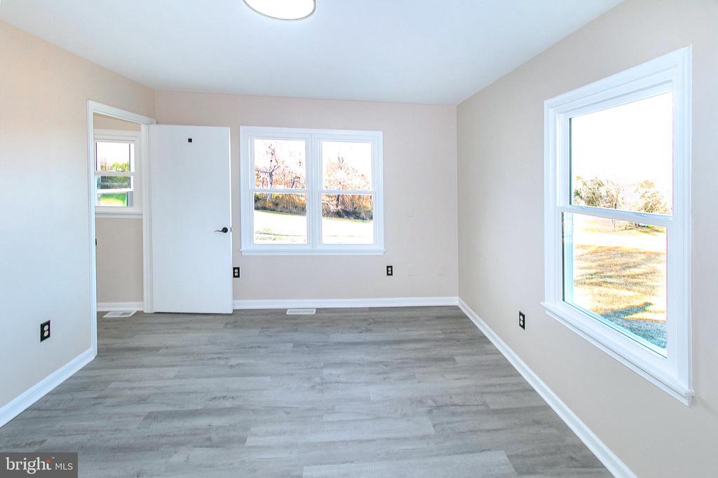 6437 JEFFERSONTON RD, JEFFERSONTON, Virginia 22724, 4 Bedrooms Bedrooms, ,3 BathroomsBathrooms,Residential,6437 JEFFERSONTON RD,VACU2012976 MLS # VACU2012976