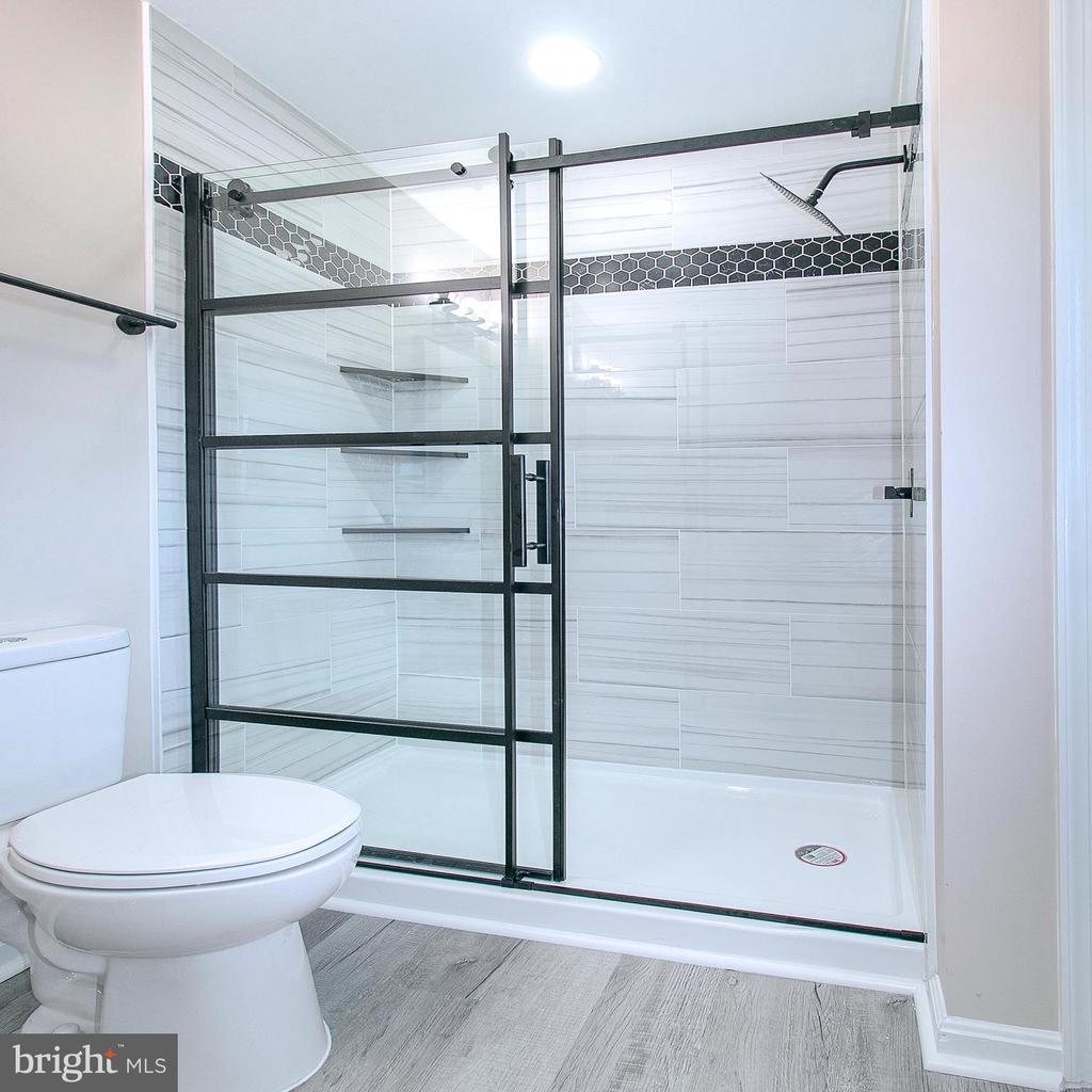 6437 JEFFERSONTON RD, JEFFERSONTON, Virginia 22724, 4 Bedrooms Bedrooms, ,3 BathroomsBathrooms,Residential,6437 JEFFERSONTON RD,VACU2012976 MLS # VACU2012976