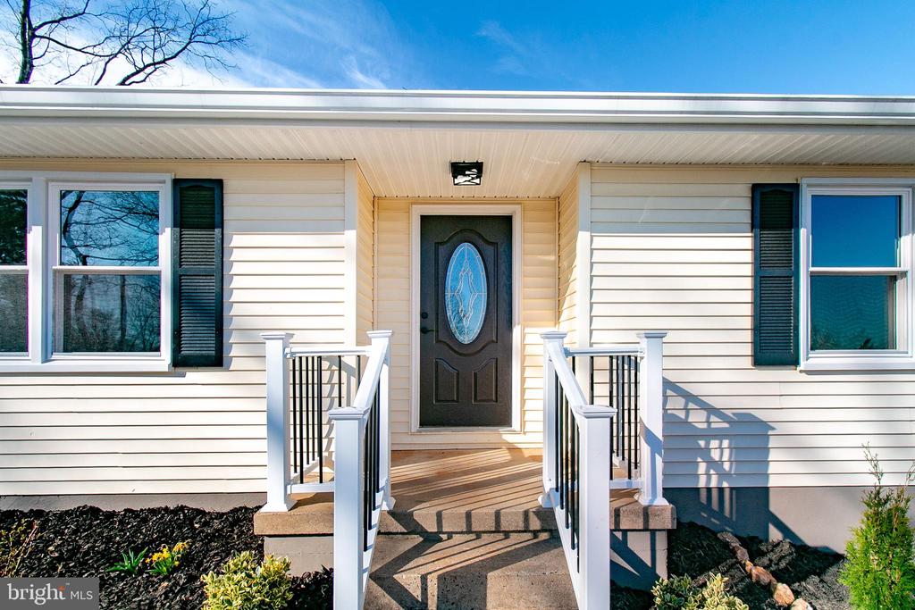 6437 JEFFERSONTON RD, JEFFERSONTON, Virginia 22724, 4 Bedrooms Bedrooms, ,3 BathroomsBathrooms,Residential,6437 JEFFERSONTON RD,VACU2012976 MLS # VACU2012976