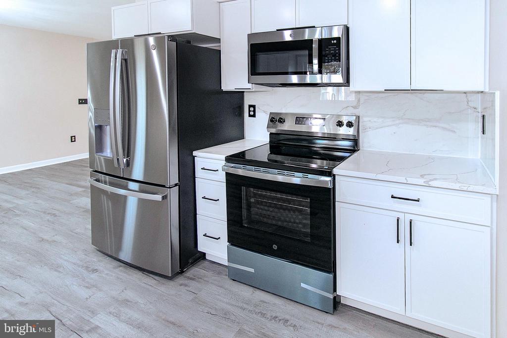 6437 JEFFERSONTON RD, JEFFERSONTON, Virginia 22724, 4 Bedrooms Bedrooms, ,3 BathroomsBathrooms,Residential,6437 JEFFERSONTON RD,VACU2012976 MLS # VACU2012976