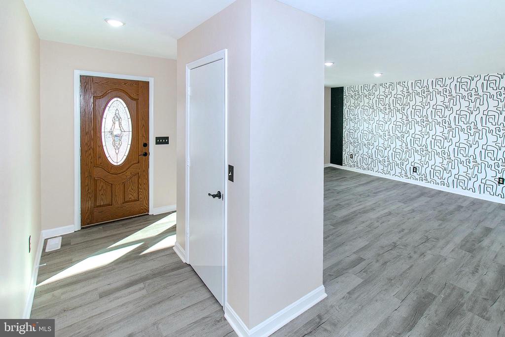 6437 JEFFERSONTON RD, JEFFERSONTON, Virginia 22724, 4 Bedrooms Bedrooms, ,3 BathroomsBathrooms,Residential,6437 JEFFERSONTON RD,VACU2012976 MLS # VACU2012976