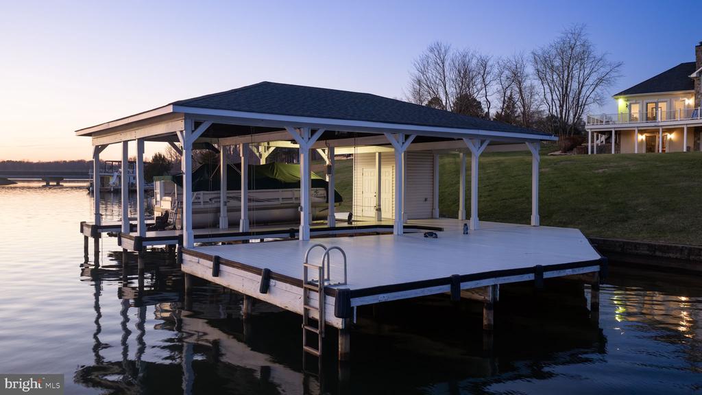 6109 LAKE FRONT WAY, SPOTSYLVANIA, Virginia 22551, 5 Bedrooms Bedrooms, ,6 BathroomsBathrooms,Residential,6109 LAKE FRONT WAY,VASP2039924 MLS # VASP2039924