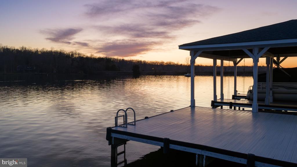 6109 LAKE FRONT WAY, SPOTSYLVANIA, Virginia 22551, 5 Bedrooms Bedrooms, ,6 BathroomsBathrooms,Residential,6109 LAKE FRONT WAY,VASP2039924 MLS # VASP2039924