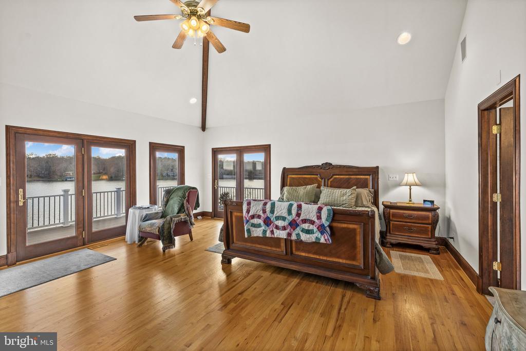 6109 LAKE FRONT WAY, SPOTSYLVANIA, Virginia 22551, 5 Bedrooms Bedrooms, ,6 BathroomsBathrooms,Residential,6109 LAKE FRONT WAY,VASP2039924 MLS # VASP2039924