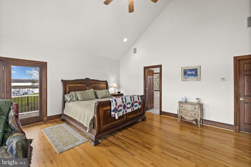 6109 LAKE FRONT WAY, SPOTSYLVANIA, Virginia 22551, 5 Bedrooms Bedrooms, ,6 BathroomsBathrooms,Residential,6109 LAKE FRONT WAY,VASP2039924 MLS # VASP2039924