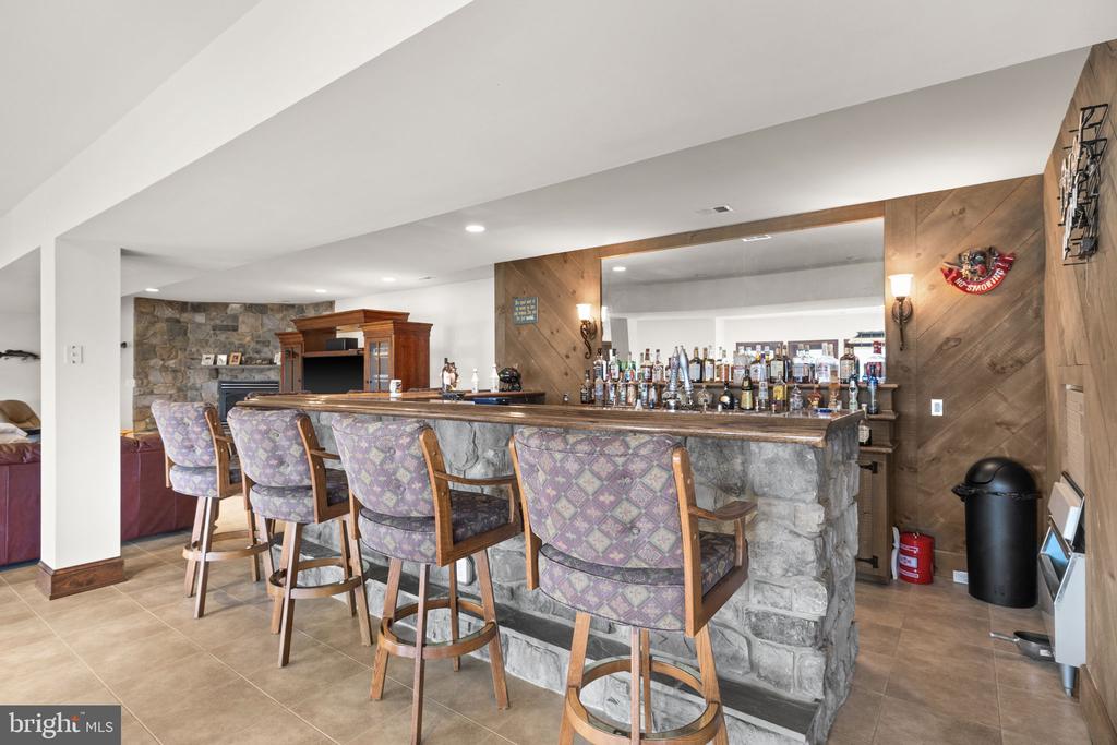 6109 LAKE FRONT WAY, SPOTSYLVANIA, Virginia 22551, 5 Bedrooms Bedrooms, ,6 BathroomsBathrooms,Residential,6109 LAKE FRONT WAY,VASP2039924 MLS # VASP2039924