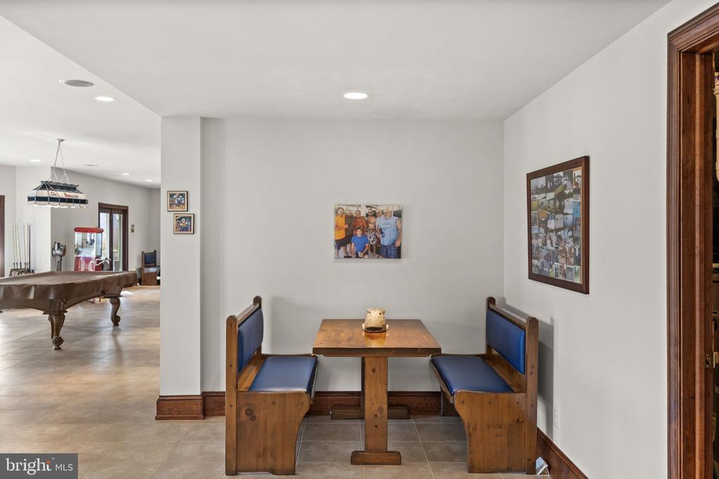 6109 LAKE FRONT WAY, SPOTSYLVANIA, Virginia 22551, 5 Bedrooms Bedrooms, ,6 BathroomsBathrooms,Residential,6109 LAKE FRONT WAY,VASP2039924 MLS # VASP2039924