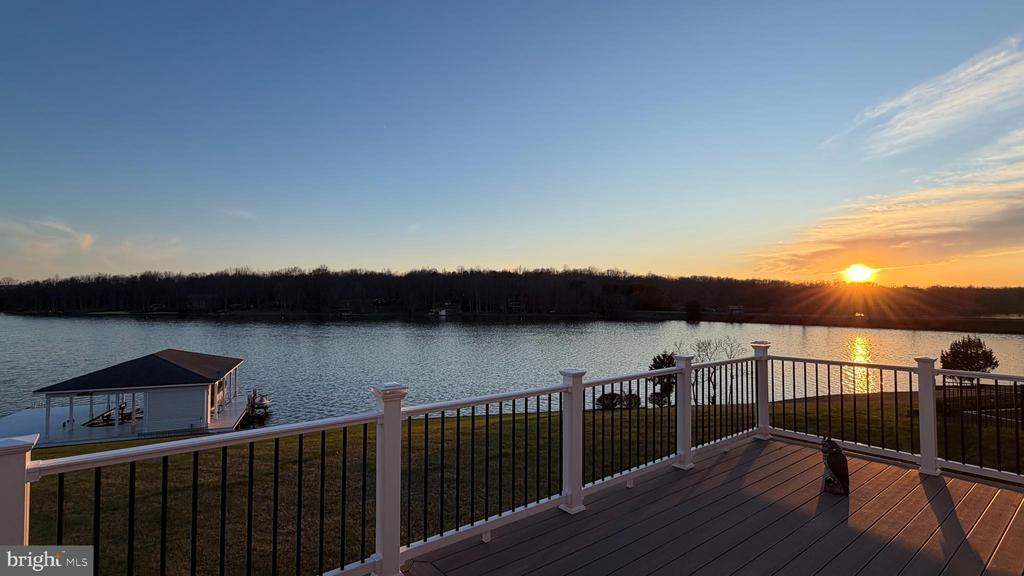 6109 LAKE FRONT WAY, SPOTSYLVANIA, Virginia 22551, 5 Bedrooms Bedrooms, ,6 BathroomsBathrooms,Residential,6109 LAKE FRONT WAY,VASP2039924 MLS # VASP2039924