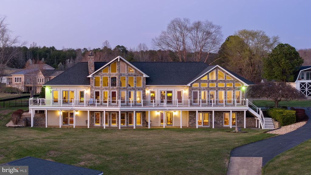 6109 LAKE FRONT WAY, SPOTSYLVANIA, Virginia 22551, 5 Bedrooms Bedrooms, ,6 BathroomsBathrooms,Residential,6109 LAKE FRONT WAY,VASP2039924 MLS # VASP2039924