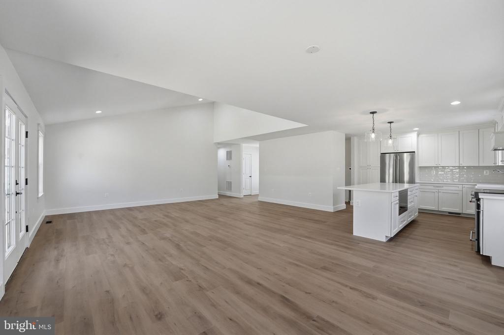 15421 QUAIL RIDGE DR, AMISSVILLE, Virginia 20106, 4 Bedrooms Bedrooms, ,3 BathroomsBathrooms,Residential,15421 QUAIL RIDGE DR,VACU2013028 MLS # VACU2013028