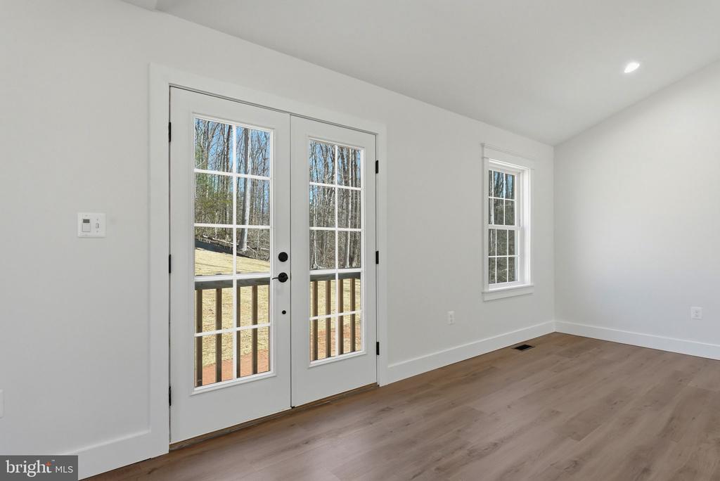 15421 QUAIL RIDGE DR, AMISSVILLE, Virginia 20106, 4 Bedrooms Bedrooms, ,3 BathroomsBathrooms,Residential,15421 QUAIL RIDGE DR,VACU2013028 MLS # VACU2013028