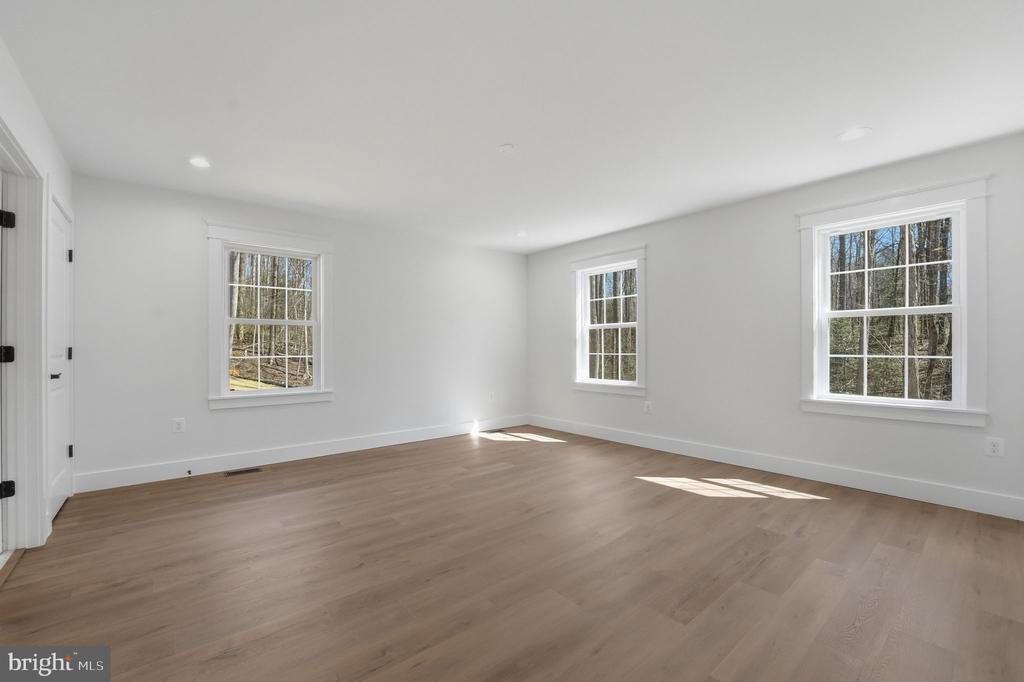 15421 QUAIL RIDGE DR, AMISSVILLE, Virginia 20106, 4 Bedrooms Bedrooms, ,3 BathroomsBathrooms,Residential,15421 QUAIL RIDGE DR,VACU2013028 MLS # VACU2013028