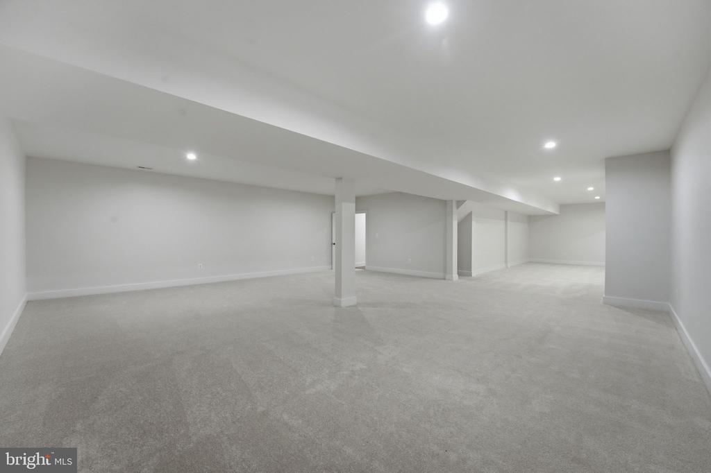 15421 QUAIL RIDGE DR, AMISSVILLE, Virginia 20106, 4 Bedrooms Bedrooms, ,3 BathroomsBathrooms,Residential,15421 QUAIL RIDGE DR,VACU2013028 MLS # VACU2013028