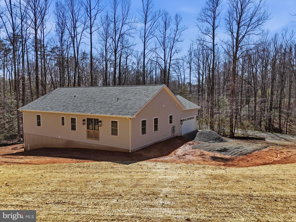 15421 QUAIL RIDGE DR, AMISSVILLE, Virginia 20106, 4 Bedrooms Bedrooms, ,3 BathroomsBathrooms,Residential,15421 QUAIL RIDGE DR,VACU2013028 MLS # VACU2013028