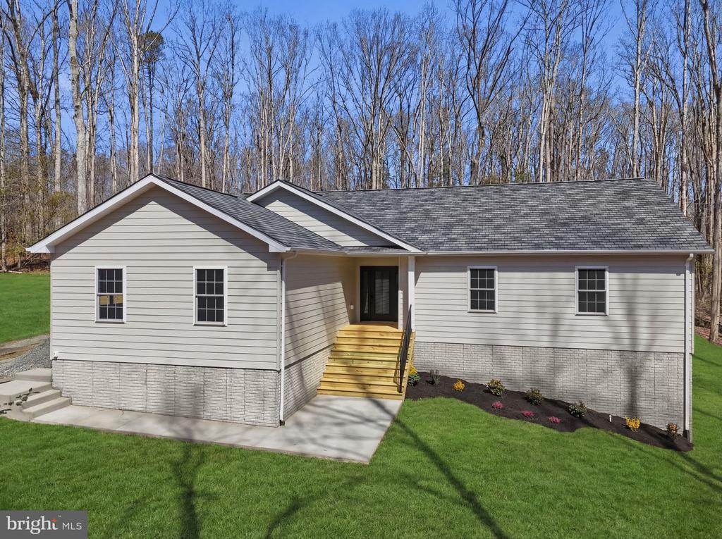 15421 QUAIL RIDGE DR, AMISSVILLE, Virginia 20106, 4 Bedrooms Bedrooms, ,3 BathroomsBathrooms,Residential,15421 QUAIL RIDGE DR,VACU2013028 MLS # VACU2013028