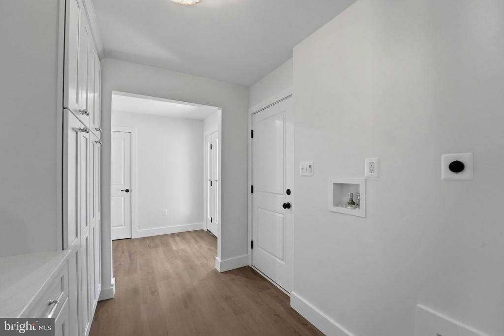 15421 QUAIL RIDGE DR, AMISSVILLE, Virginia 20106, 4 Bedrooms Bedrooms, ,3 BathroomsBathrooms,Residential,15421 QUAIL RIDGE DR,VACU2013028 MLS # VACU2013028