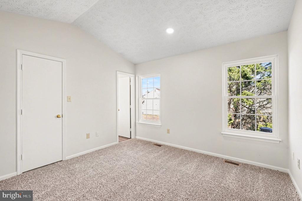 11101 STALBRIDGE CT, FREDERICKSBURG, Virginia 22407, 2 Bedrooms Bedrooms, ,2 BathroomsBathrooms,Residential,VILLAGESS OF SAL,11101 STALBRIDGE CT,VASP2040236 MLS # VASP2040236 11101 STALBRIDGE CT, FREDERICKSBURG, Virginia 22407, 2 Bedrooms Bedrooms, ,2 BathroomsBathrooms,Residential,VILLAGESS OF SAL,11101 STALBRIDGE CT,VASP2040236 MLS # VASP2040236