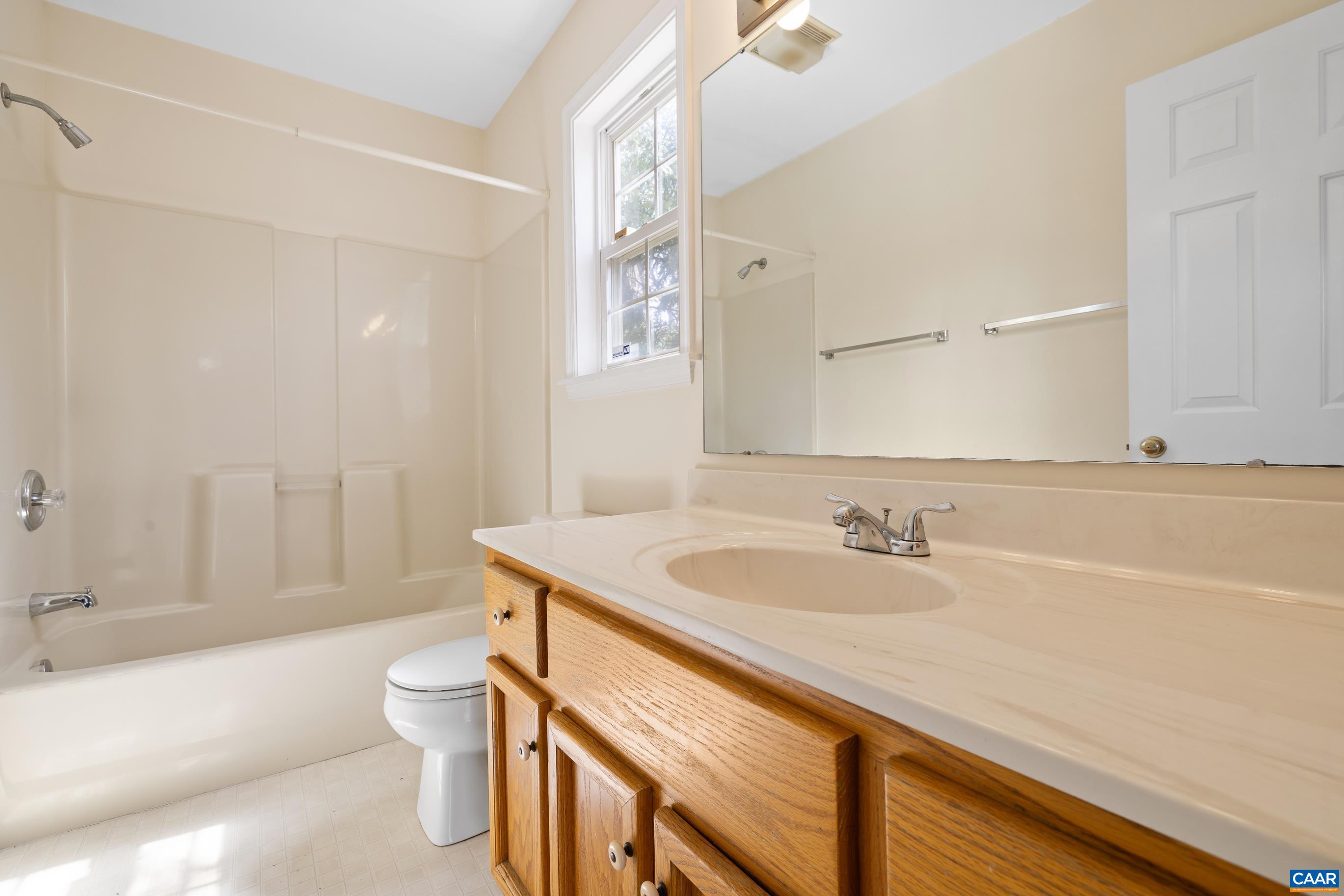 3041 COPPER KNOLL RD, CHARLOTTESVILLE, Virginia 22911, 3 Bedrooms Bedrooms, ,2 BathroomsBathrooms,Residential,3041 COPPER KNOLL RD,674333 MLS # 674333