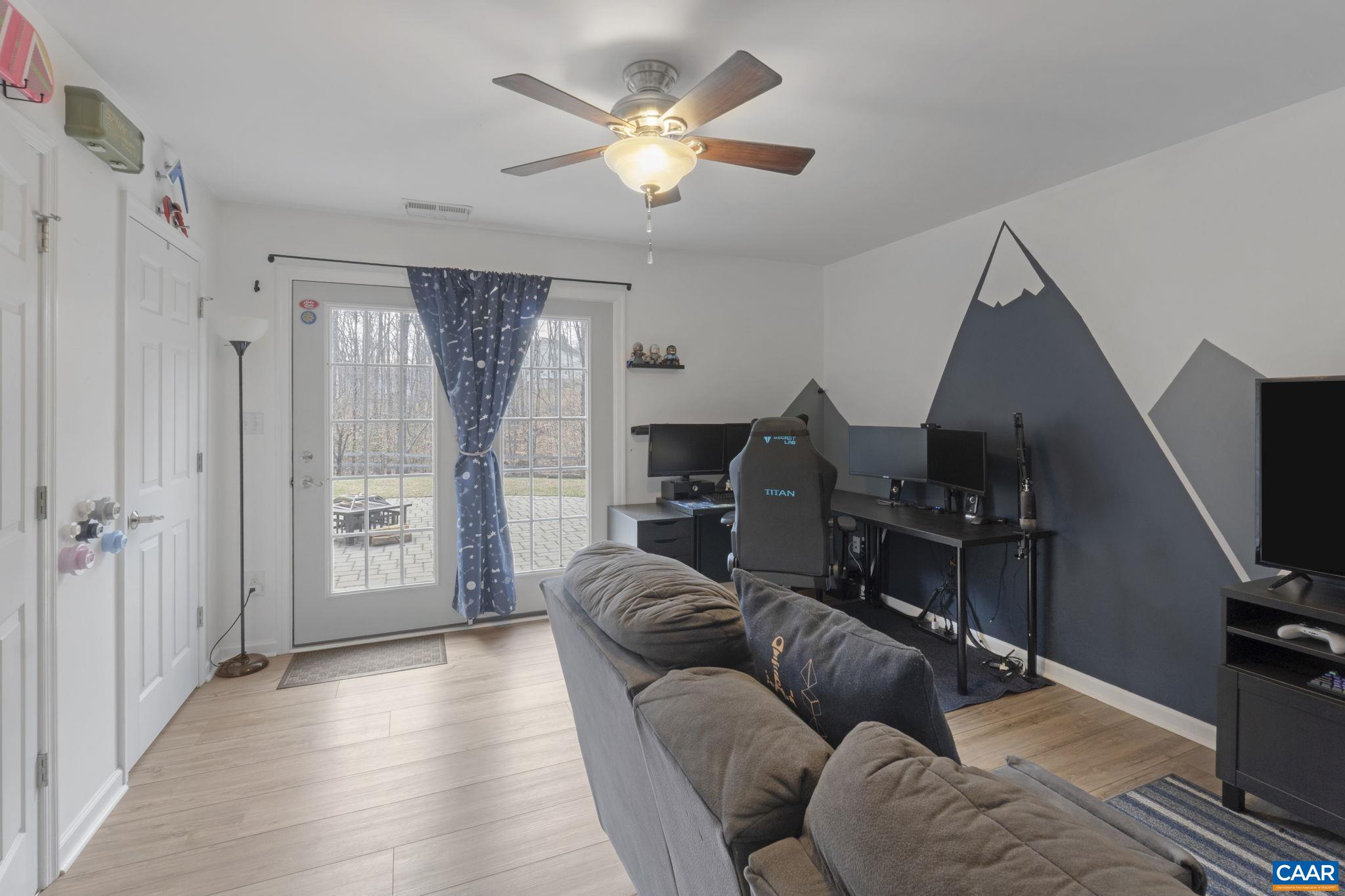 103 RIVERSIDE DR, PALMYRA, Virginia 22963, 6 Bedrooms Bedrooms, ,3 BathroomsBathrooms,Residential,103 RIVERSIDE DR,674411 MLS # 674411 103 RIVERSIDE DR, PALMYRA, Virginia 22963, 6 Bedrooms Bedrooms, ,3 BathroomsBathrooms,Residential,103 RIVERSIDE DR,674411 MLS # 674411