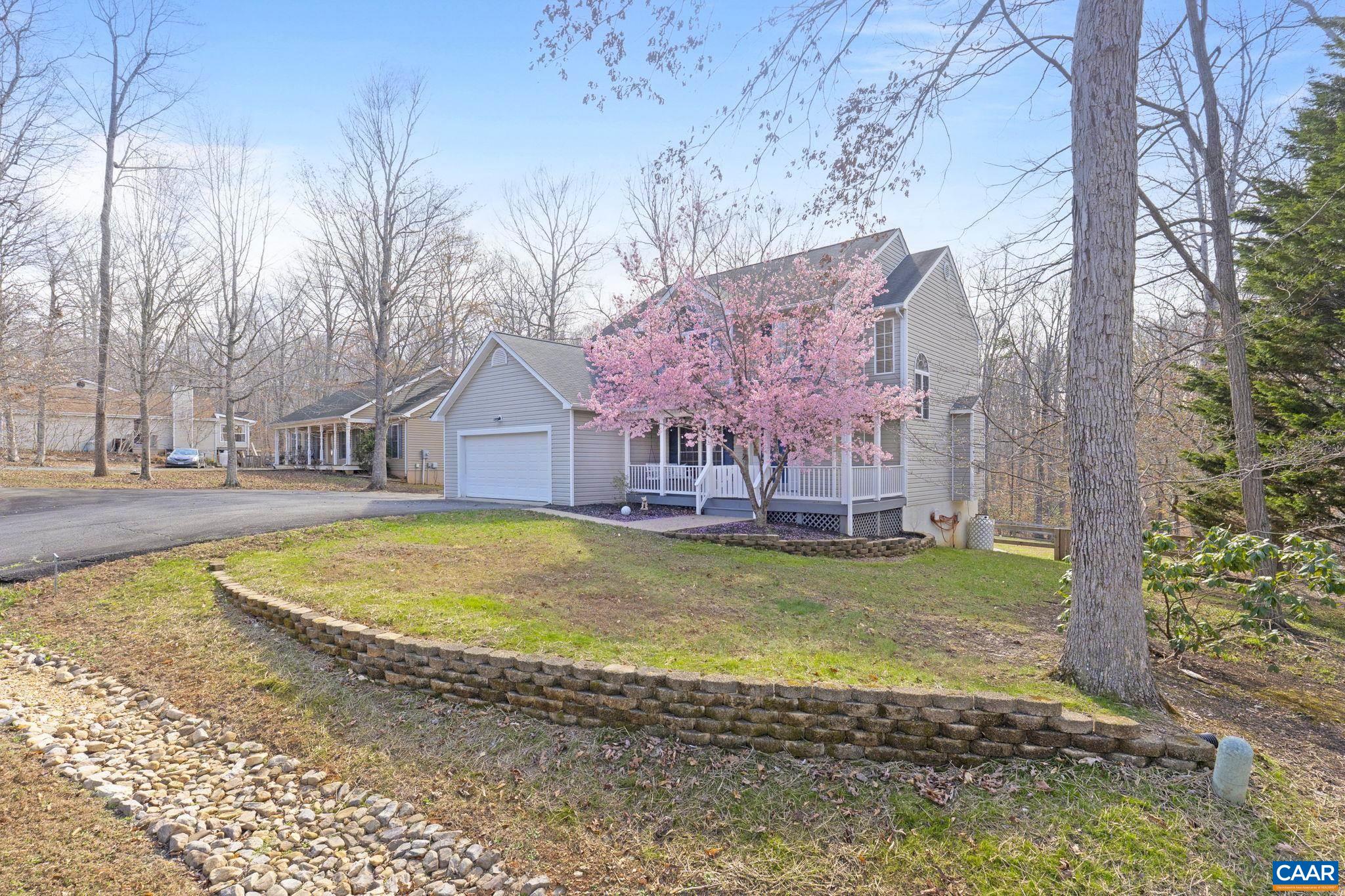 103 RIVERSIDE DR, PALMYRA, Virginia 22963, 6 Bedrooms Bedrooms, ,3 BathroomsBathrooms,Residential,103 RIVERSIDE DR,674411 MLS # 674411 103 RIVERSIDE DR, PALMYRA, Virginia 22963, 6 Bedrooms Bedrooms, ,3 BathroomsBathrooms,Residential,103 RIVERSIDE DR,674411 MLS # 674411